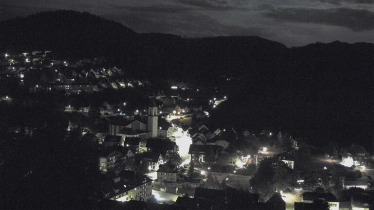 Dieses Bild zeigt eine Webcam-Aufnahme von Ottenhöfen, aufgenommen am Dienstag, den 25.08.2026 um 00:00 Uhr