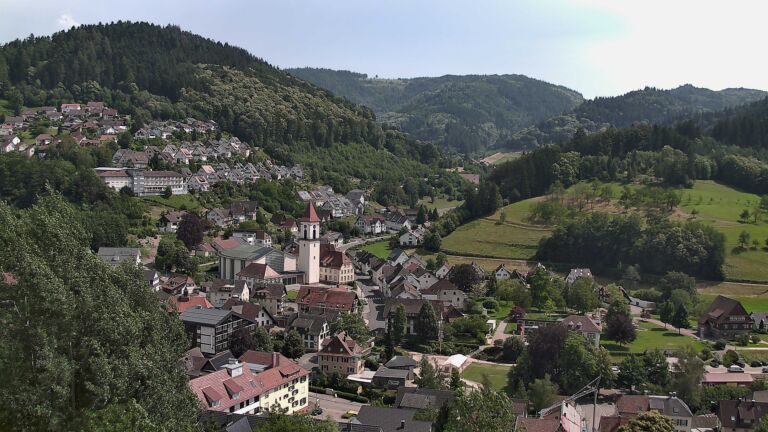 Dieses Bild zeigt eine Webcam-Aufnahme von Ottenhöfen, aufgenommen am Montag, den 22.06.2026 um 15:20 Uhr