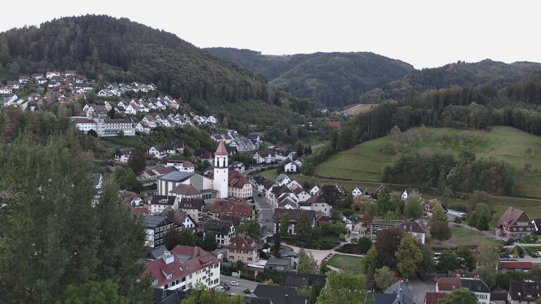 Dieses Bild zeigt eine Webcam-Aufnahme von Ottenhöfen, aufgenommen am Freitag, den 25.09.2026 um 07:40 Uhr