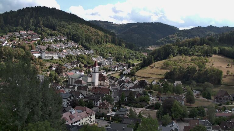 Dieses Bild zeigt eine Webcam-Aufnahme von Ottenhöfen, aufgenommen am Samstag, den 22.08.2026 um 15:40 Uhr