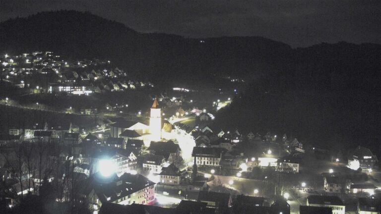 Dieses Bild zeigt eine Webcam-Aufnahme von Ottenhöfen, aufgenommen am Montag, den 02.02.2026 um 19:20 Uhr