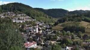 Dieses Bild zeigt eine Webcam-Aufnahme von Ottenhöfen, aufgenommen am Montag, den 31.08.2026 um 16:30 Uhr