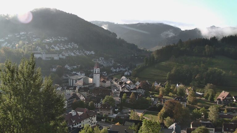 Dieses Bild zeigt eine Webcam-Aufnahme von Ottenhöfen, aufgenommen am Freitag, den 02.10.2026 um 09:20 Uhr