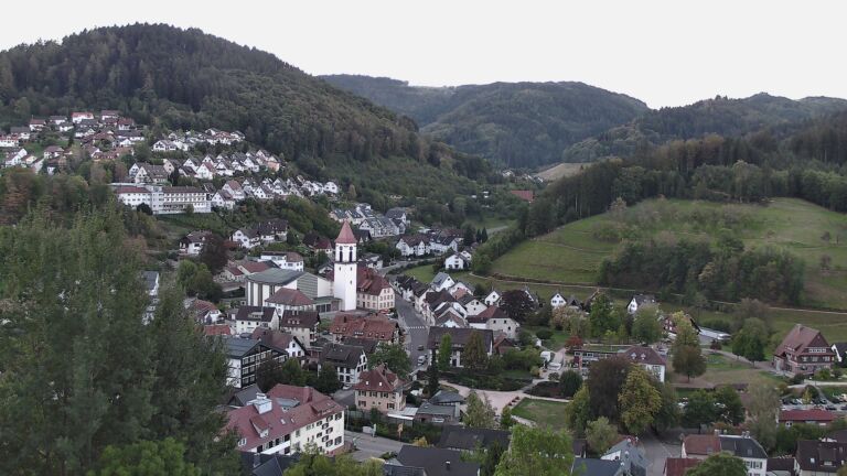 Dieses Bild zeigt eine Webcam-Aufnahme von Ottenhöfen, aufgenommen am Samstag, den 26.09.2026 um 07:30 Uhr