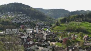 Dieses Bild zeigt eine Webcam-Aufnahme von Ottenhöfen, aufgenommen am Freitag, den 17.04.2026 um 10:40 Uhr