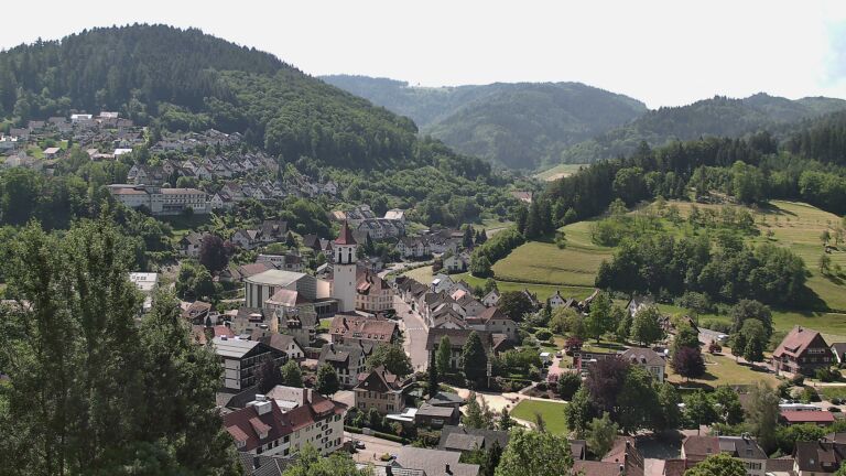 Dieses Bild zeigt eine Webcam-Aufnahme von Ottenhöfen, aufgenommen am Mittwoch, den 27.05.2026 um 11:20 Uhr