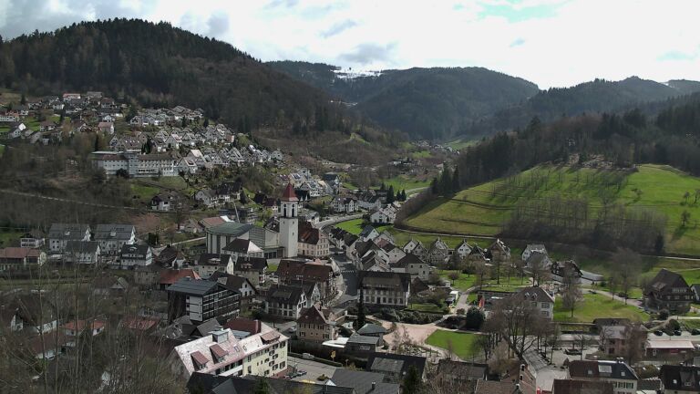 Dieses Bild zeigt eine Webcam-Aufnahme von Ottenhöfen, aufgenommen am Dienstag, den 31.03.2026 um 14:50 Uhr