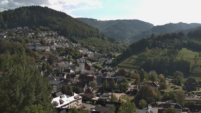 Dieses Bild zeigt eine Webcam-Aufnahme von Ottenhöfen, aufgenommen am Dienstag, den 06.10.2026 um 14:40 Uhr