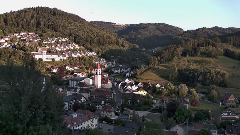 Dieses Bild zeigt eine Webcam-Aufnahme von Ottenhöfen, aufgenommen am Mittwoch, den 08.07.2026 um 20:40 Uhr