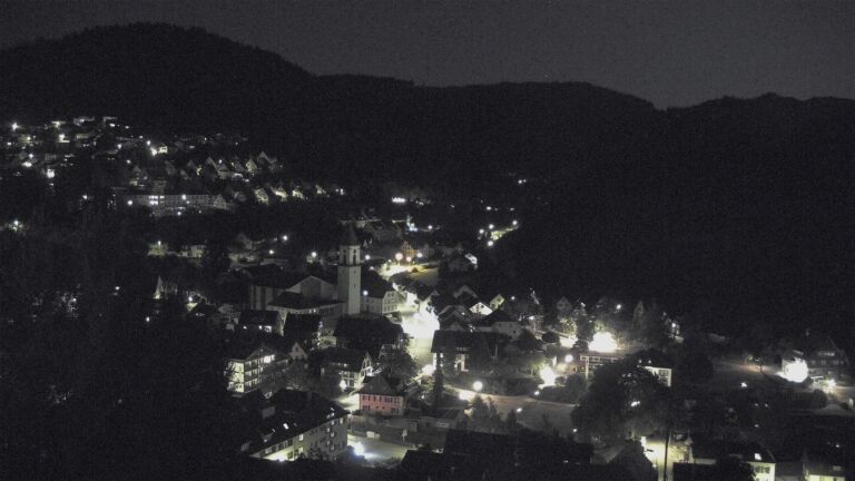 Dieses Bild zeigt eine Webcam-Aufnahme von Ottenhöfen, aufgenommen am Donnerstag, den 23.07.2026 um 23:00 Uhr
