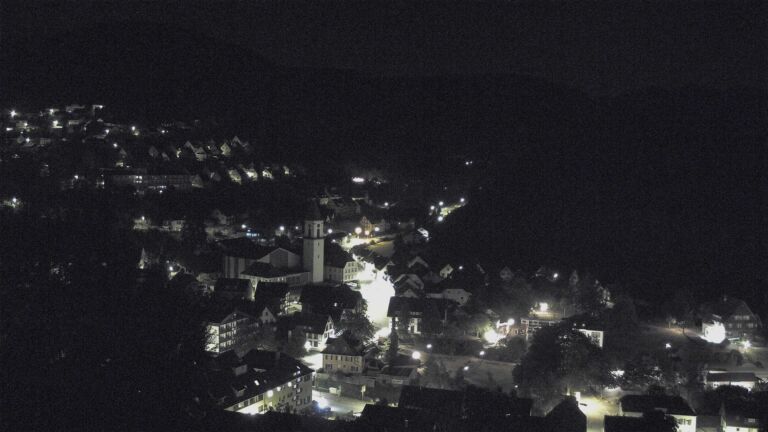 Dieses Bild zeigt eine Webcam-Aufnahme von Ottenhöfen, aufgenommen am Mittwoch, den 26.08.2026 um 04:30 Uhr