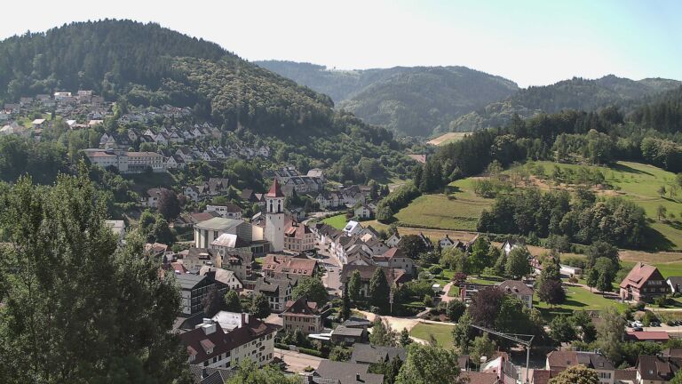 Dieses Bild zeigt eine Webcam-Aufnahme von Ottenhöfen, aufgenommen am Mittwoch, den 24.06.2026 um 10:20 Uhr