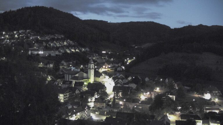 Dieses Bild zeigt eine Webcam-Aufnahme von Ottenhöfen, aufgenommen am Sonntag, den 30.08.2026 um 05:50 Uhr