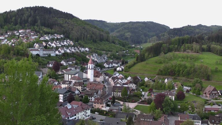 Dieses Bild zeigt eine Webcam-Aufnahme von Ottenhöfen, aufgenommen am Mittwoch, den 29.04.2026 um 06:20 Uhr