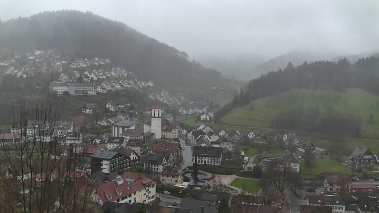 Dieses Bild zeigt eine Webcam-Aufnahme von Ottenhöfen, aufgenommen am Montag, den 30.03.2026 um 10:30 Uhr