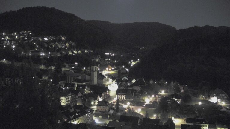 Dieses Bild zeigt eine Webcam-Aufnahme von Ottenhöfen, aufgenommen am Mittwoch, den 29.04.2026 um 23:00 Uhr