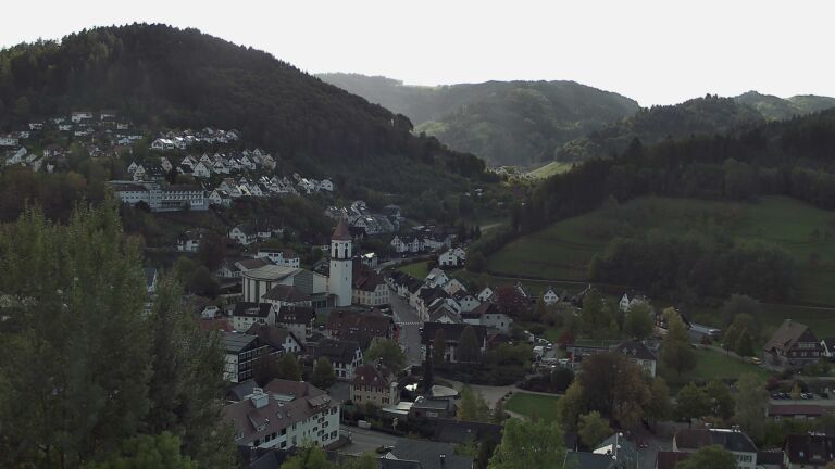 Dieses Bild zeigt eine Webcam-Aufnahme von Ottenhöfen, aufgenommen am Donnerstag, den 22.10.2026 um 12:00 Uhr