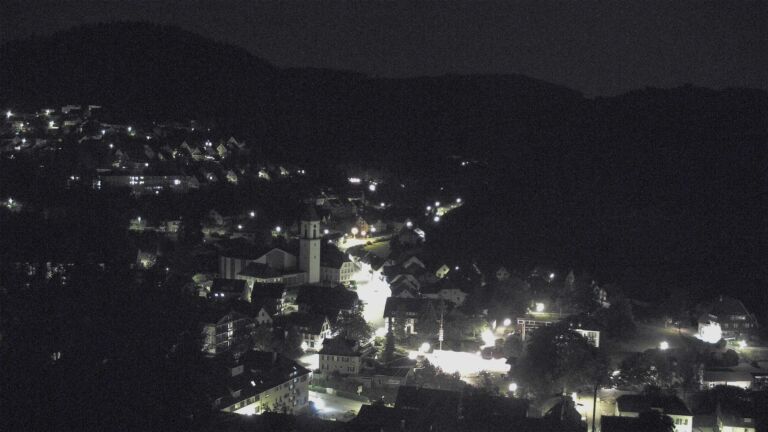 Dieses Bild zeigt eine Webcam-Aufnahme von Ottenhöfen, aufgenommen am Montag, den 22.06.2026 um 00:00 Uhr