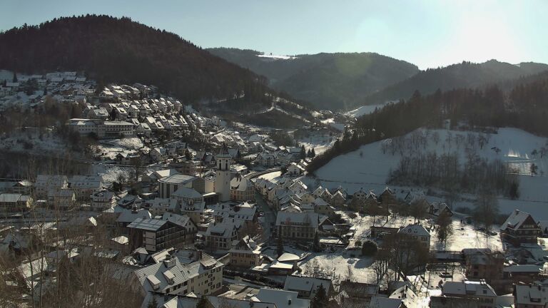 Dieses Bild zeigt eine Webcam-Aufnahme von Ottenhöfen, aufgenommen am Mittwoch, den 07.01.2026 um 12:40 Uhr