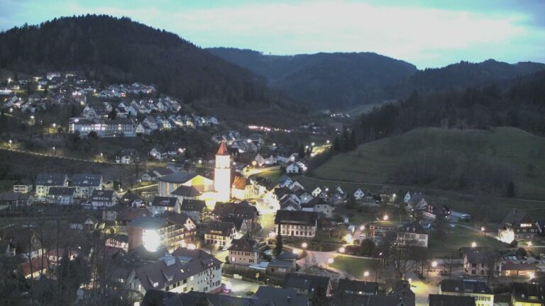 Dieses Bild zeigt eine Webcam-Aufnahme von Ottenhöfen, aufgenommen am Sonntag, den 15.03.2026 um 19:00 Uhr