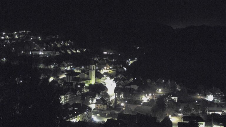 Dieses Bild zeigt eine Webcam-Aufnahme von Ottenhöfen, aufgenommen am Samstag, den 17.10.2026 um 05:50 Uhr