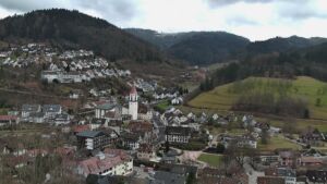 Dieses Bild zeigt eine Webcam-Aufnahme von Ottenhöfen, aufgenommen am Sonntag, den 15.02.2026 um 13:40 Uhr