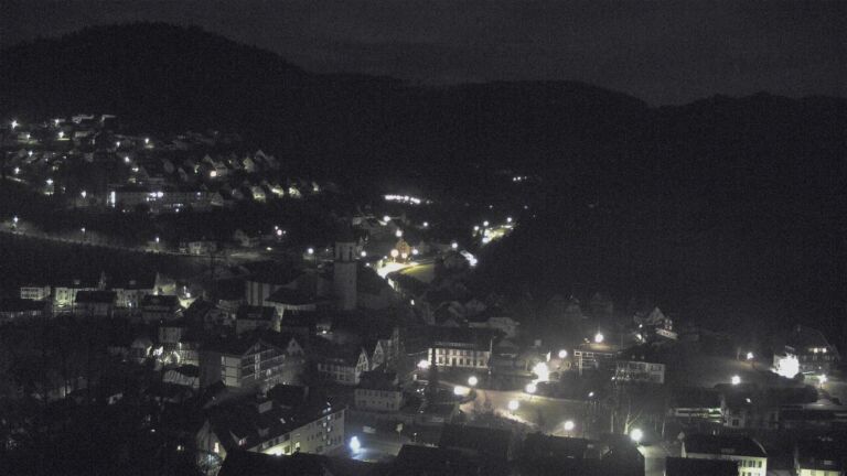 Dieses Bild zeigt eine Webcam-Aufnahme von Ottenhöfen, aufgenommen am Dienstag, den 27.01.2026 um 01:00 Uhr