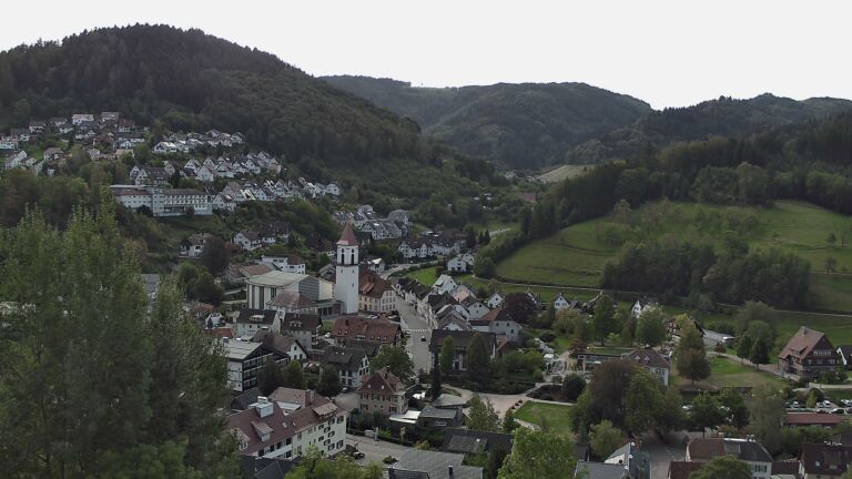 Dieses Bild zeigt eine Webcam-Aufnahme von Ottenhöfen, aufgenommen am Sonntag, den 20.09.2026 um 11:10 Uhr