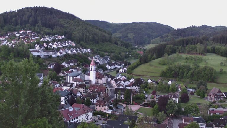 Dieses Bild zeigt eine Webcam-Aufnahme von Ottenhöfen, aufgenommen am Mittwoch, den 06.05.2026 um 05:50 Uhr