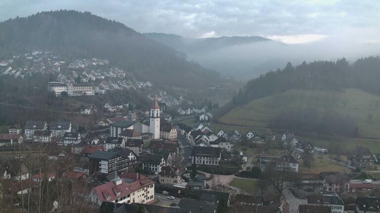 Dieses Bild zeigt eine Webcam-Aufnahme von Ottenhöfen, aufgenommen am Samstag, den 31.01.2026 um 17:10 Uhr