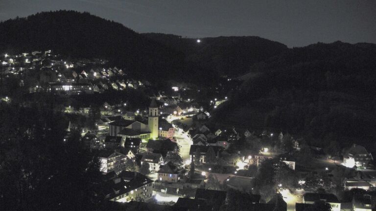 Dieses Bild zeigt eine Webcam-Aufnahme von Ottenhöfen, aufgenommen am Samstag, den 26.09.2026 um 20:40 Uhr