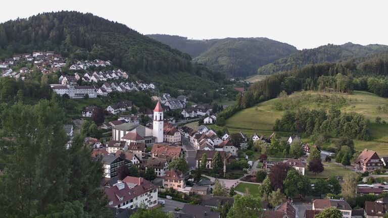 Dieses Bild zeigt eine Webcam-Aufnahme von Ottenhöfen, aufgenommen am Sonntag, den 31.05.2026 um 06:40 Uhr