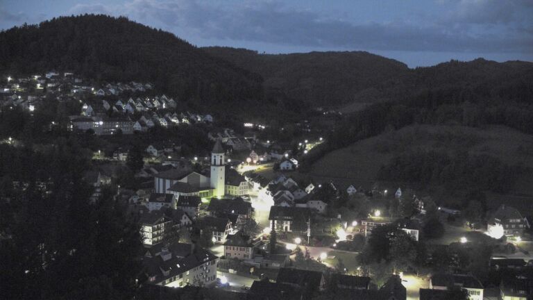 Dieses Bild zeigt eine Webcam-Aufnahme von Ottenhöfen, aufgenommen am Samstag, den 09.05.2026 um 05:00 Uhr