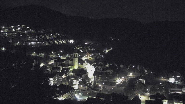Dieses Bild zeigt eine Webcam-Aufnahme von Ottenhöfen, aufgenommen am Samstag, den 03.10.2026 um 21:00 Uhr