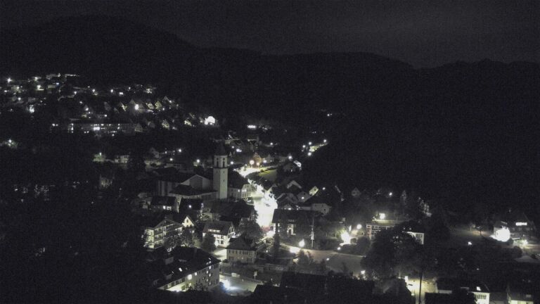 Dieses Bild zeigt eine Webcam-Aufnahme von Ottenhöfen, aufgenommen am Donnerstag, den 02.07.2026 um 23:00 Uhr