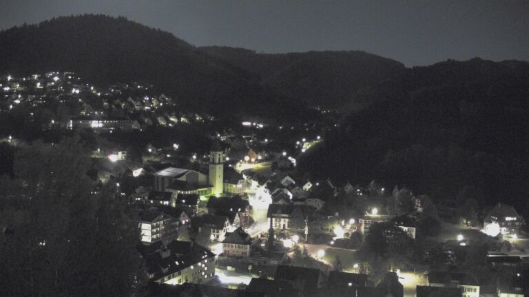 Dieses Bild zeigt eine Webcam-Aufnahme von Ottenhöfen, aufgenommen am Donnerstag, den 30.04.2026 um 22:30 Uhr
