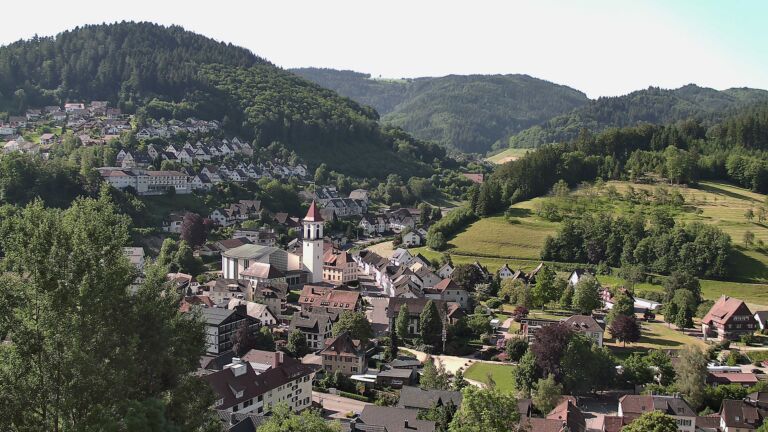 Dieses Bild zeigt eine Webcam-Aufnahme von Ottenhöfen, aufgenommen am Donnerstag, den 28.05.2026 um 09:20 Uhr