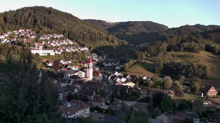Dieses Bild zeigt eine Webcam-Aufnahme von Ottenhöfen, aufgenommen am Donnerstag, den 09.07.2026 um 20:40 Uhr