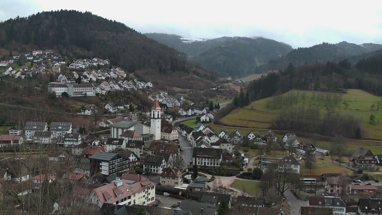 Dieses Bild zeigt eine Webcam-Aufnahme von Ottenhöfen, aufgenommen am Donnerstag, den 29.01.2026 um 16:40 Uhr