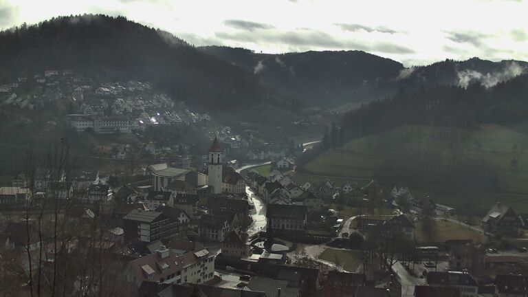 Dieses Bild zeigt eine Webcam-Aufnahme von Ottenhöfen, aufgenommen am Montag, den 02.02.2026 um 12:00 Uhr