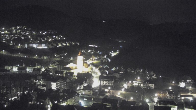 Dieses Bild zeigt eine Webcam-Aufnahme von Ottenhöfen, aufgenommen am Montag, den 26.01.2026 um 19:20 Uhr