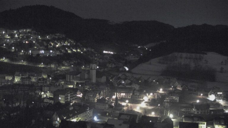 Dieses Bild zeigt eine Webcam-Aufnahme von Ottenhöfen, aufgenommen am Donnerstag, den 01.01.2026 um 03:30 Uhr