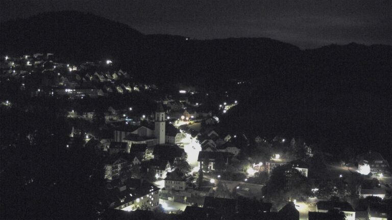 Dieses Bild zeigt eine Webcam-Aufnahme von Ottenhöfen, aufgenommen am Sonntag, den 30.08.2026 um 00:30 Uhr