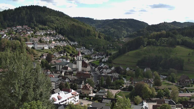Dieses Bild zeigt eine Webcam-Aufnahme von Ottenhöfen, aufgenommen am Donnerstag, den 17.09.2026 um 15:20 Uhr