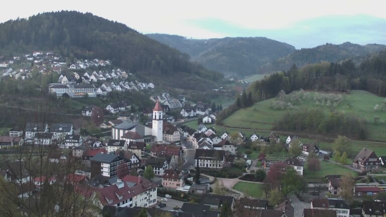 Dieses Bild zeigt eine Webcam-Aufnahme von Ottenhöfen, aufgenommen am Mittwoch, den 15.04.2026 um 06:20 Uhr