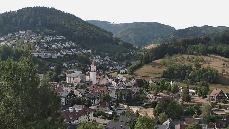 Dieses Bild zeigt eine Webcam-Aufnahme von Ottenhöfen, aufgenommen am Sonntag, den 16.08.2026 um 09:40 Uhr