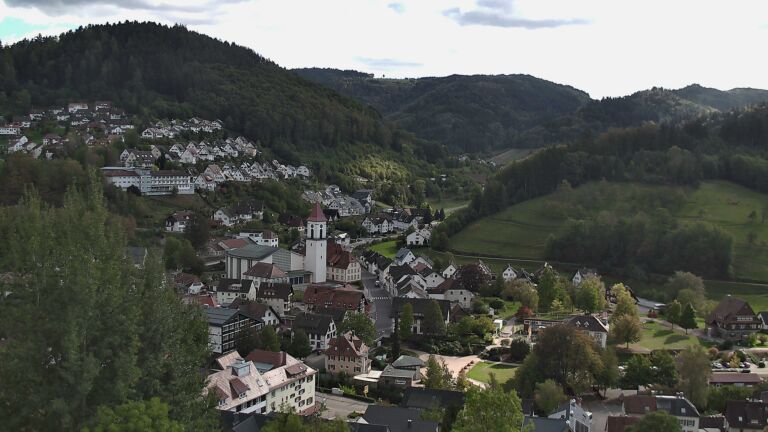 Dieses Bild zeigt eine Webcam-Aufnahme von Ottenhöfen, aufgenommen am Montag, den 12.10.2026 um 14:40 Uhr