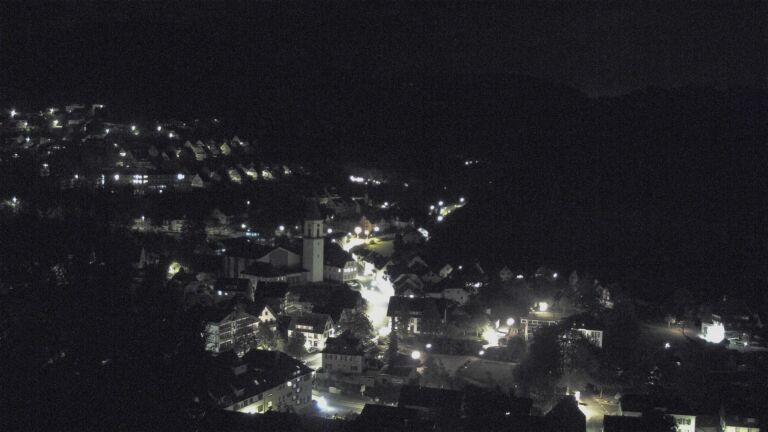 Dieses Bild zeigt eine Webcam-Aufnahme von Ottenhöfen, aufgenommen am Sonntag, den 18.10.2026 um 00:30 Uhr