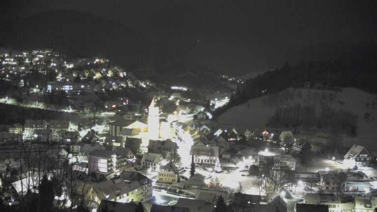 Dieses Bild zeigt eine Webcam-Aufnahme von Ottenhöfen, aufgenommen am Dienstag, den 06.01.2026 um 20:40 Uhr