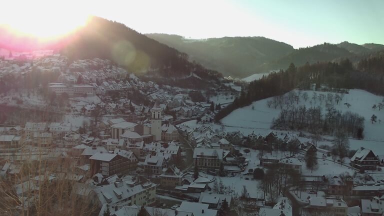 Dieses Bild zeigt eine Webcam-Aufnahme von Ottenhöfen, aufgenommen am Montag, den 05.01.2026 um 09:50 Uhr